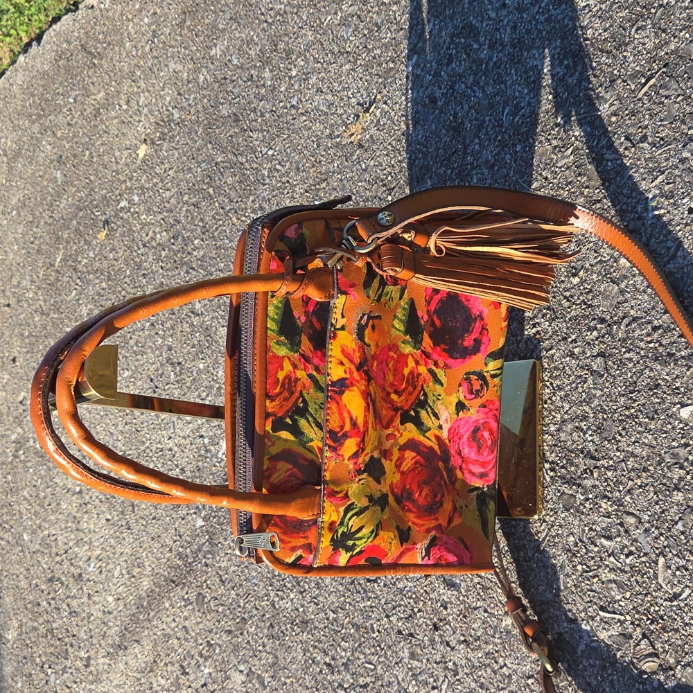 Patricia Nash Paris Summer Roses Leather Crossbody Satchel $199 Retail. NWT - Picture 5 of 17
